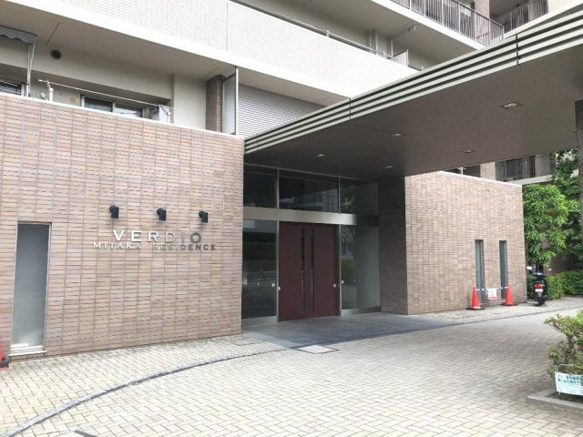 三鷹市下連雀９丁目の中古マンション