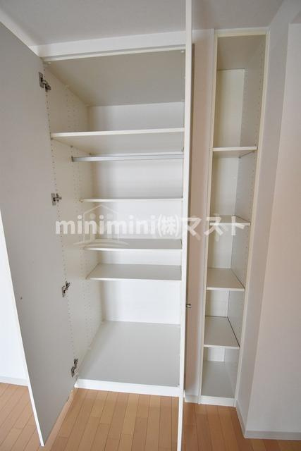 エルセレーノ上本町レジデンスの収納