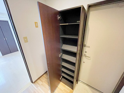 【玄関】 | A-legato大喜【名古屋市賃貸・ワンフロアー2戸】