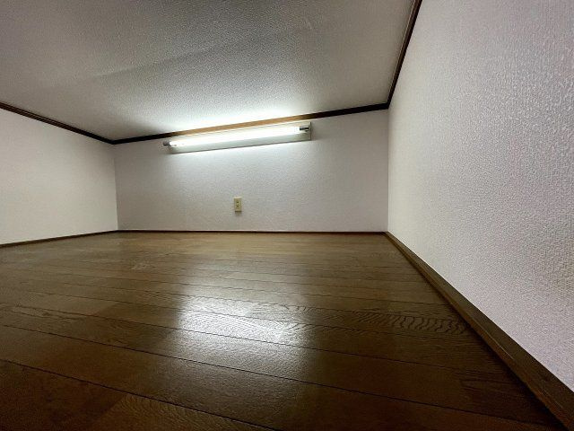 カサ・フローラ津田沼の居間・リビング