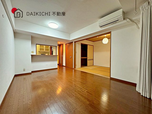 【居間・リビング】 | レクセルマンション一ノ割　中古マンション