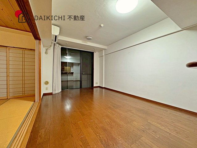 【居間・リビング】 | レクセルマンション一ノ割