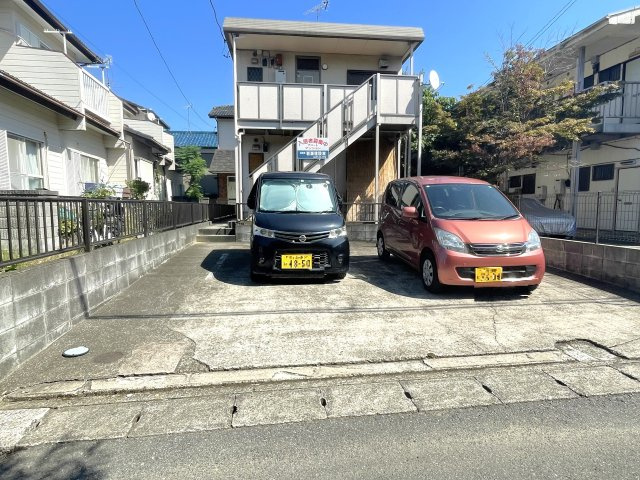 シティハイムシャルマンの駐車場