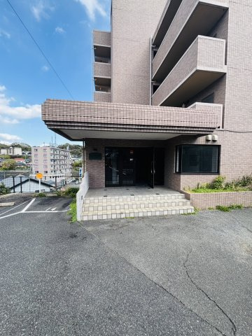 ガーデンヒルズ東山の外観
