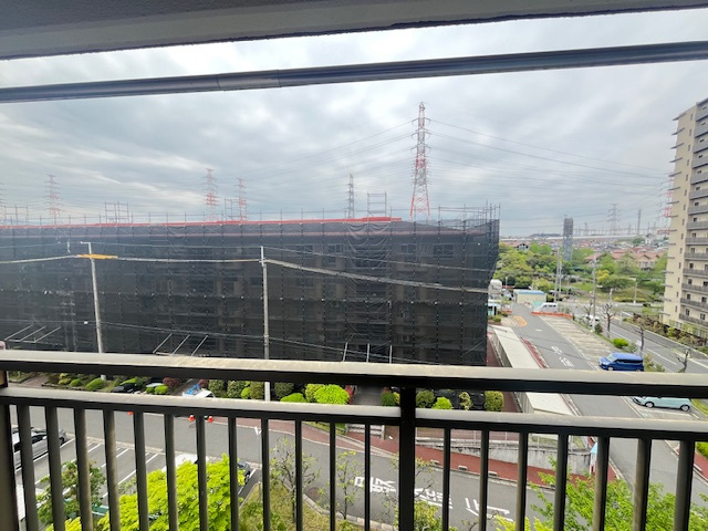 鴨谷台第一次住宅15号棟の展望