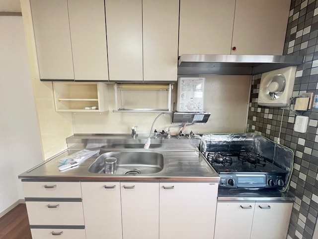 鴨谷台第一次住宅15号棟のキッチン