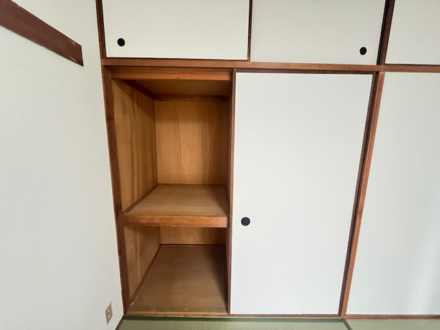 鴨谷台第一次住宅15号棟の収納