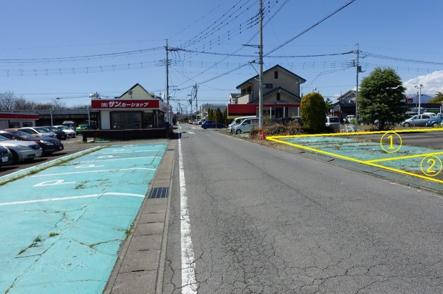 高崎市正観寺町　全2区画売地　2の前面道路含む現地写真|南側道路を東から西方向