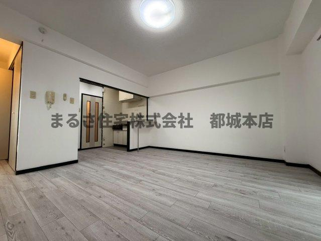 プリンセスマンションの洋室