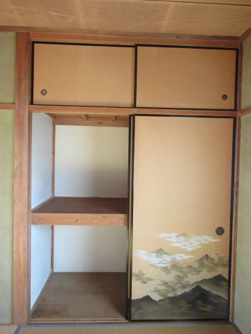 緑町貸住宅の収納