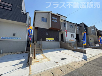 【外観】 | 現地写真。プラス不動産販売なら、現場の全ての棟をまとめてご見学頂けます。