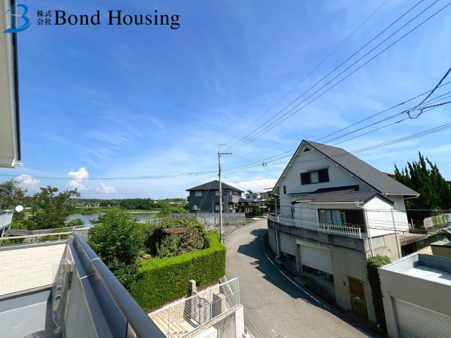 閑静な住宅街・小中学校徒歩10分以内　大久保町高丘2丁目　2号棟のその他