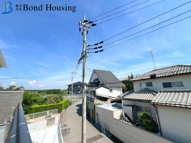 閑静な住宅街・小中学校徒歩10分以内　大久保町高丘2丁目　1号棟の展望