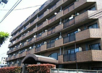 【外観】 | 鉄筋コンクリート造のがっちりとした建物。