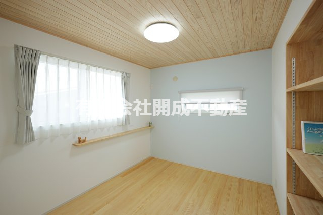 北畝モデル住宅の子供部屋|天然木に囲まれたカラダにやさしい子供室