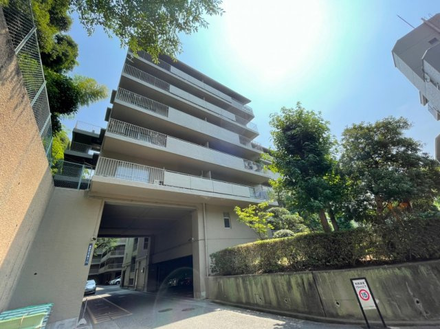 ガーデンハイツ須磨D棟