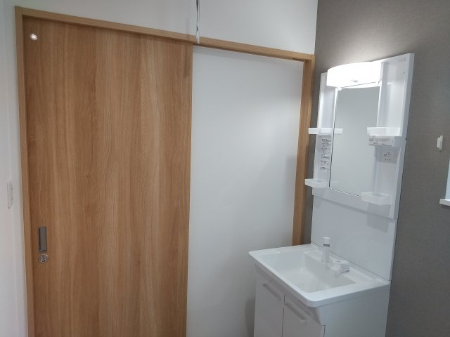 プランドール柏の独立洗面台|洗濯機パン