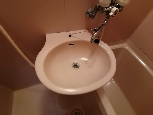 神戸市兵庫区荒田町３丁目のアパートの洗面所|洗面台