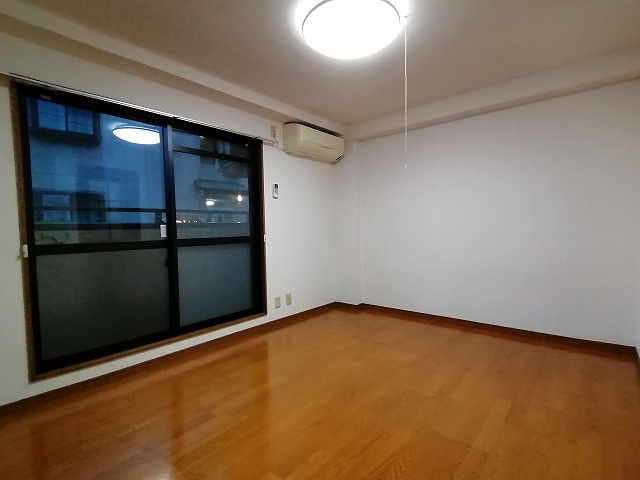 神戸市兵庫区荒田町３丁目のアパートの内装|洋室