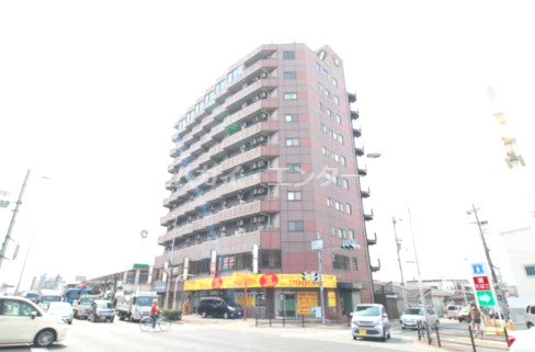 コンフォール長吉の外観|外観もきれいです