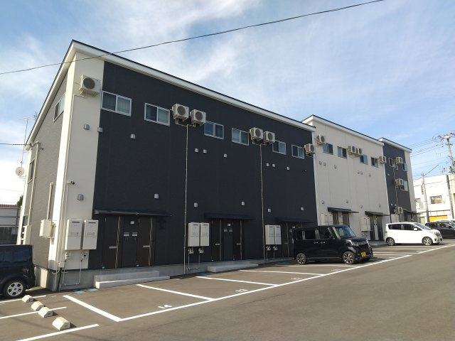 ル・グランの駐車場