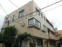 【外観】 | プルミエ荻窪 | 鉄筋コンクリート造のがっちりとした建物。