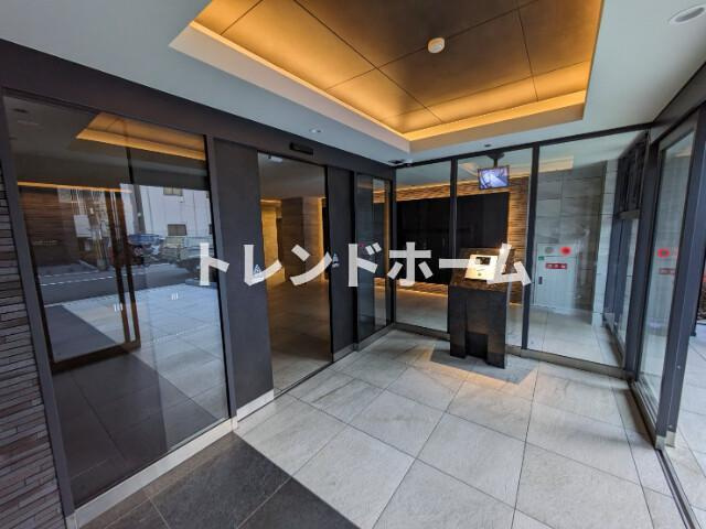 エスリードレジデンス大阪福島イーストのエントランス|選べる家電プランあり！！