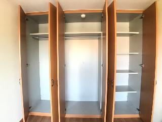 アプリコットの収納|クローゼット