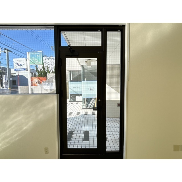 ハウズマンションの玄関