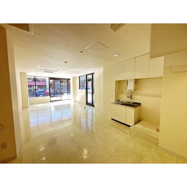 ハウズマンションの居間・リビング