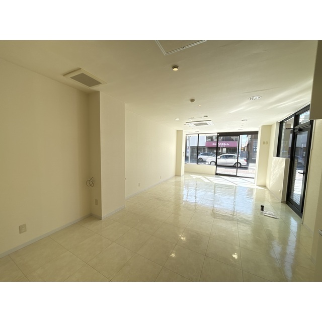 ハウズマンションの居間・リビング