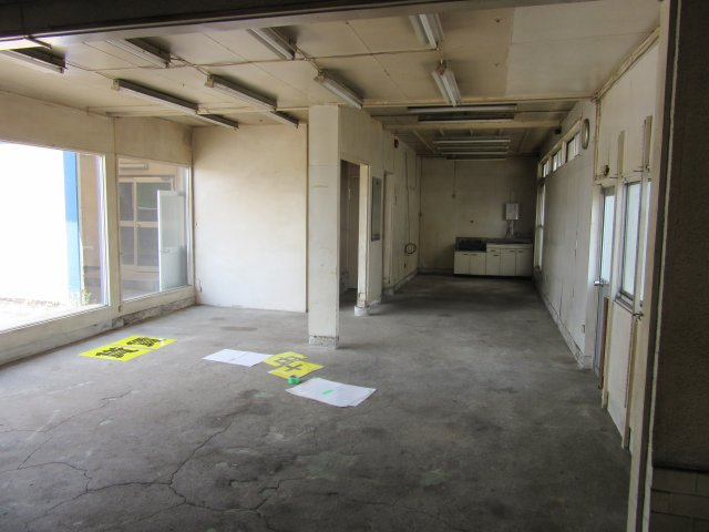 小林店舗兼事務所の内装