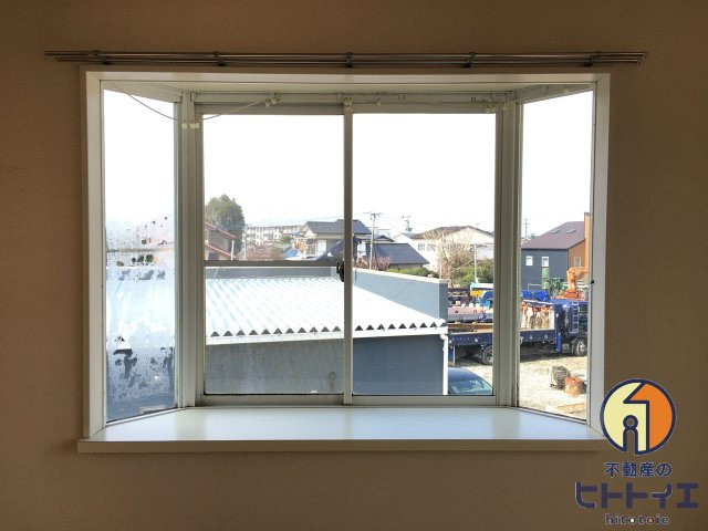 リバーサイドハイツAのその他|出窓付きです