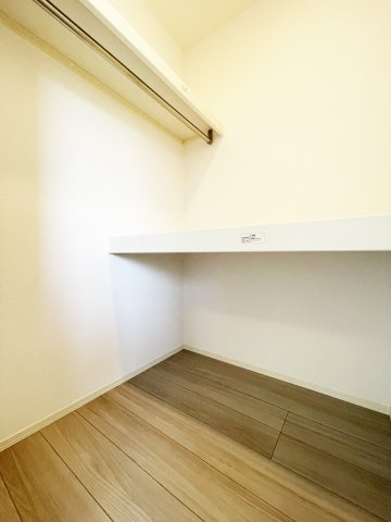 徳島市南二軒屋町新開のアパートの収納