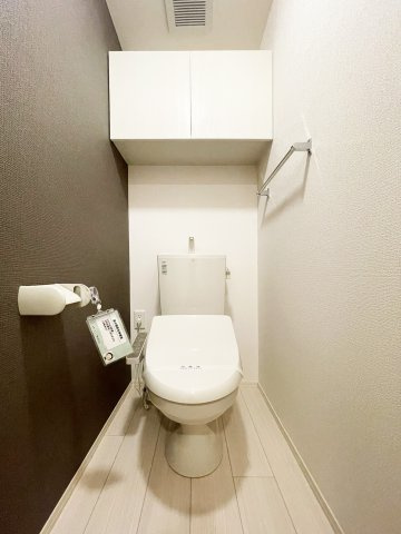 徳島市南二軒屋町新開のアパートのトイレ