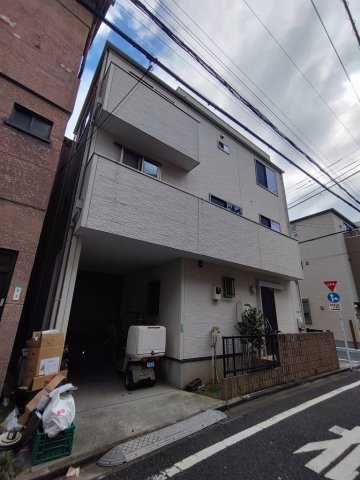 本駒込5丁目戸建の駐車場