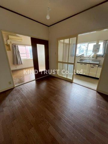 さつき荘の居間・リビング|ゆったり過ごせるリビングです