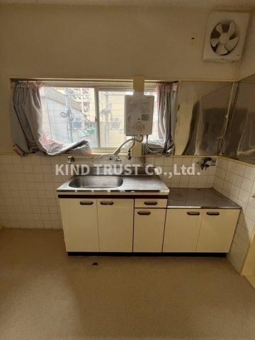 さつき荘のキッチン|使いやすいキッチンです