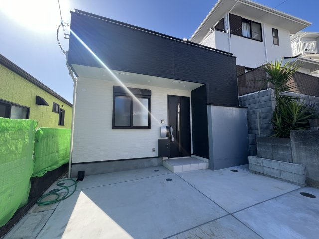 何気に住みやすいんです！バス便でもイイ感じ♪【戸塚区平戸1丁目】新築戸建の外観|建物外観を気になさる方へ、見た目の良い物件です