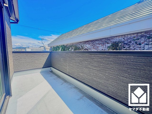 久御山町栄３丁目のバルコニー