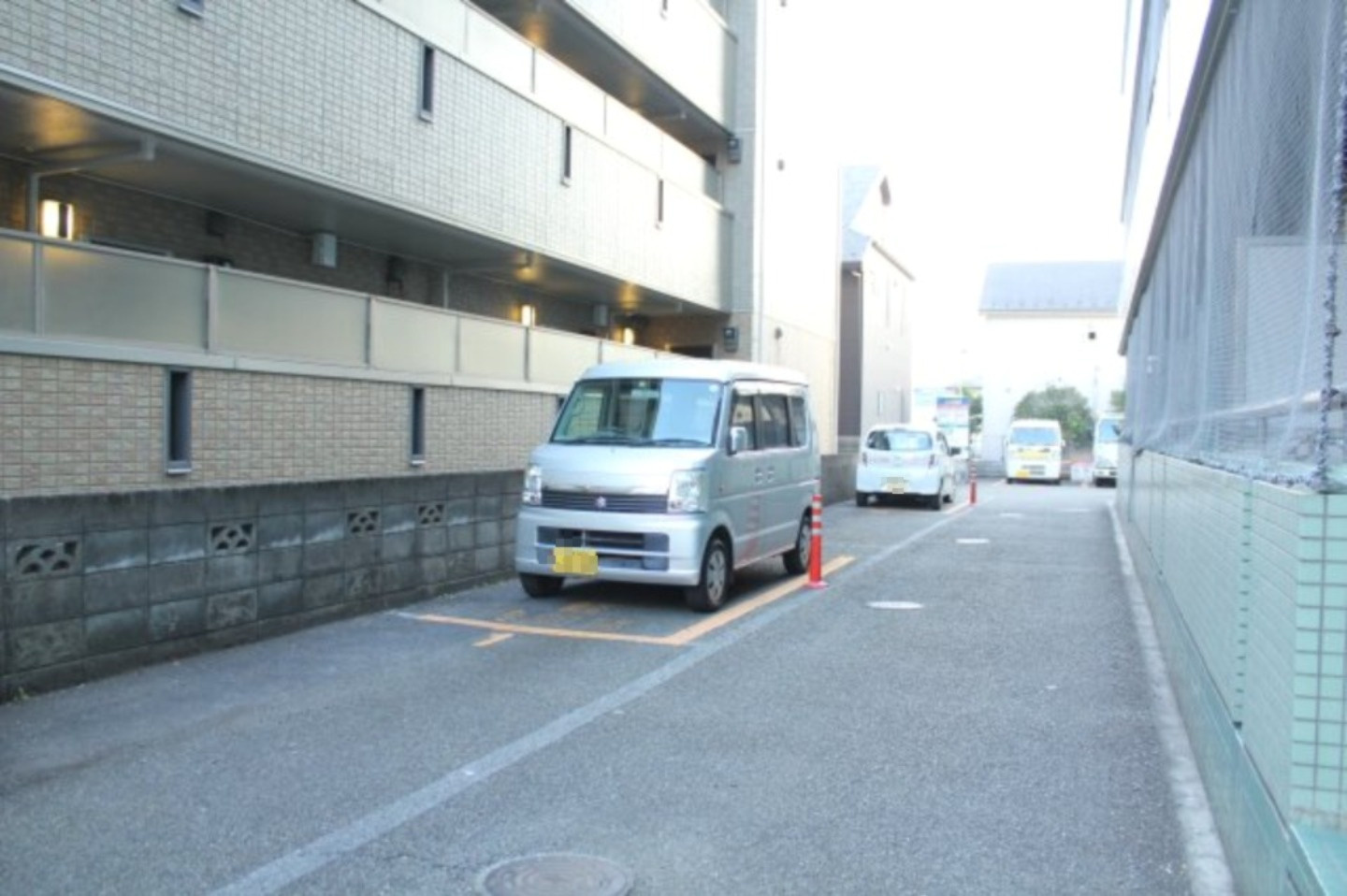サンヴェール府中の駐車場