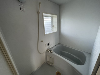 【内装】 | 三角店舗