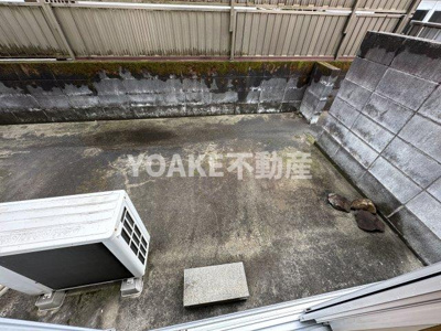 【バルコニー】 | エルフォルグ北里 | 画像は別部屋のものです。現況優先。