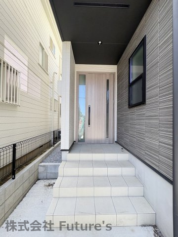 三郷市小谷堀　戸建　全1棟のエントランス|玄関アプローチ