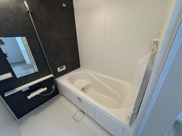 【浴室】 | 福岡市西区福重3丁目4期　1号棟（全2棟）【仲介手数料無料・0円】 | 現地写真。浴室です。
