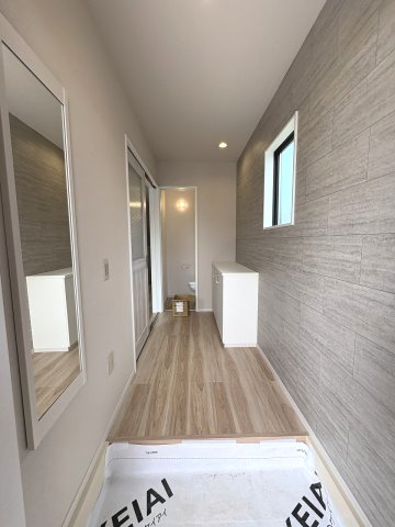 【玄関】 | 福岡市西区福重3丁目4期　1号棟（全2棟）【仲介手数料無料・0円】 | 現地写真。