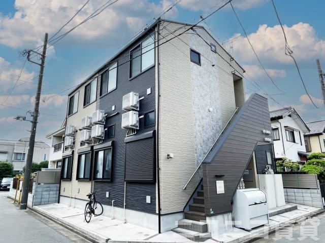 練馬区春日町５丁目のアパートの外観
