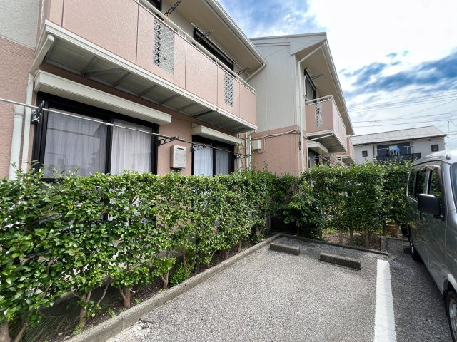 セジュール野島の駐車場