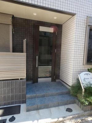 【エントランス】 | Maison Noire　メゾンノワール