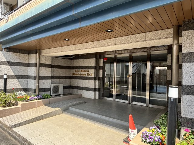 【エントランス】
